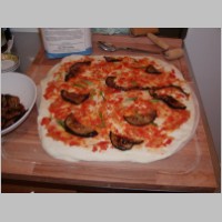 Pizza 08 - then the toppings.JPG